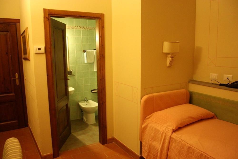Locanda San Barnaba Scarperia Room photo